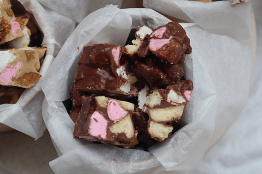 GB Signature Christmas Rocky Road Tub