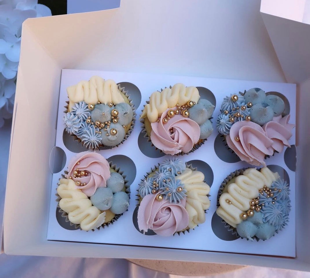 Signature Deluxe Cupcakes